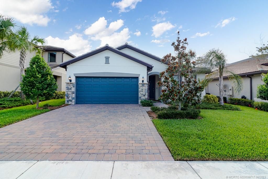Photo of 375 SE Courances Drive, Port Saint Lucie, FL 34984 (MLS # M20039717)