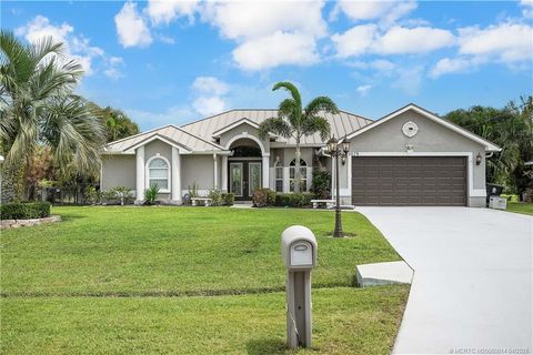 Photo of 3079 SE Galt Circle, Port Saint Lucie, FL 34984 (MLS # M20050014)