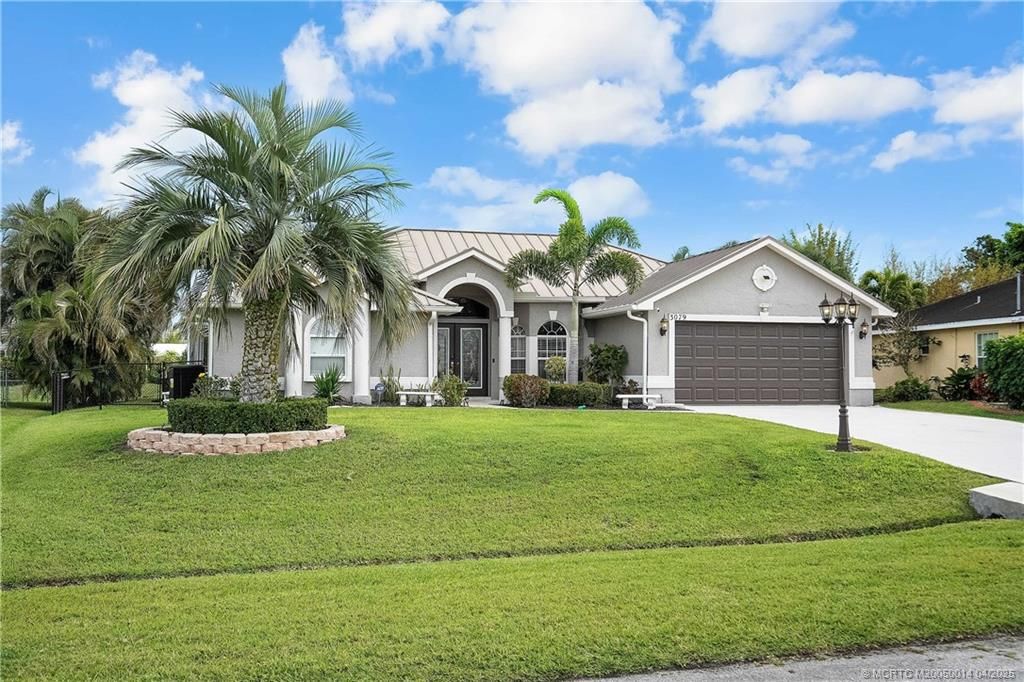 Photo of 3079 SE Galt Circle, Port Saint Lucie, FL 34984 (MLS # M20050014)