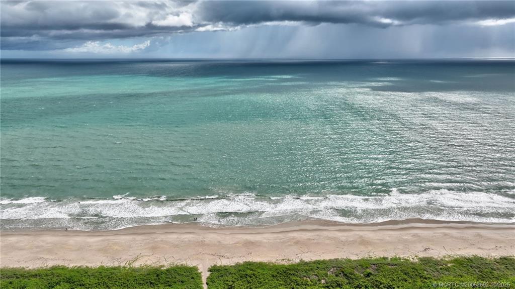 5049 N Highway A1a 1404