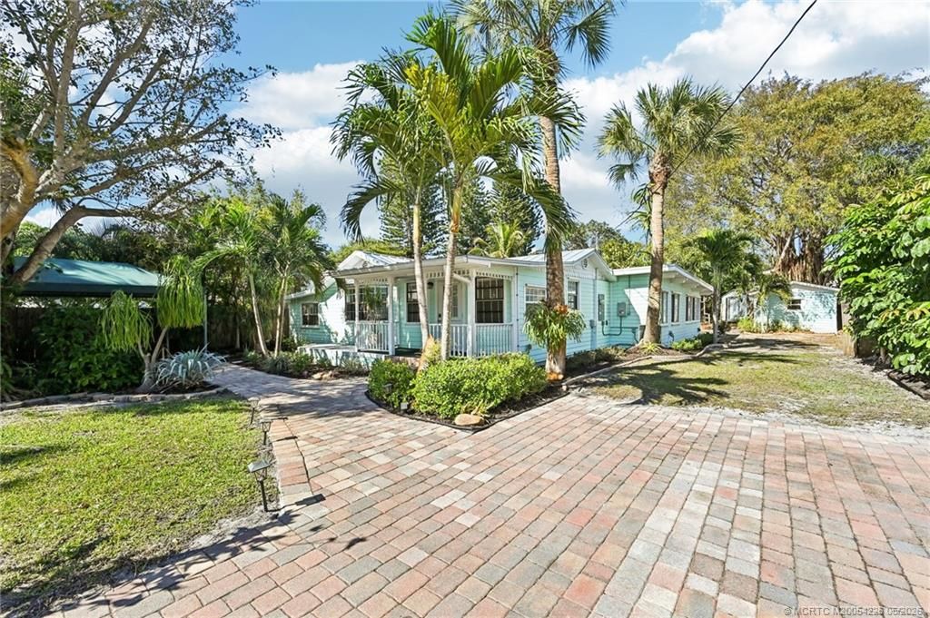 Photo of 3003 SE River Terrace, Stuart, FL 34996 (MLS # M20054226)