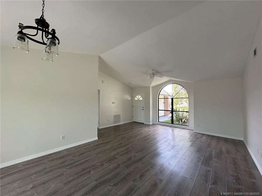 Photo of 226 SW Statler Avenue, Port Saint Lucie, FL 34984 (MLS # M20051120)