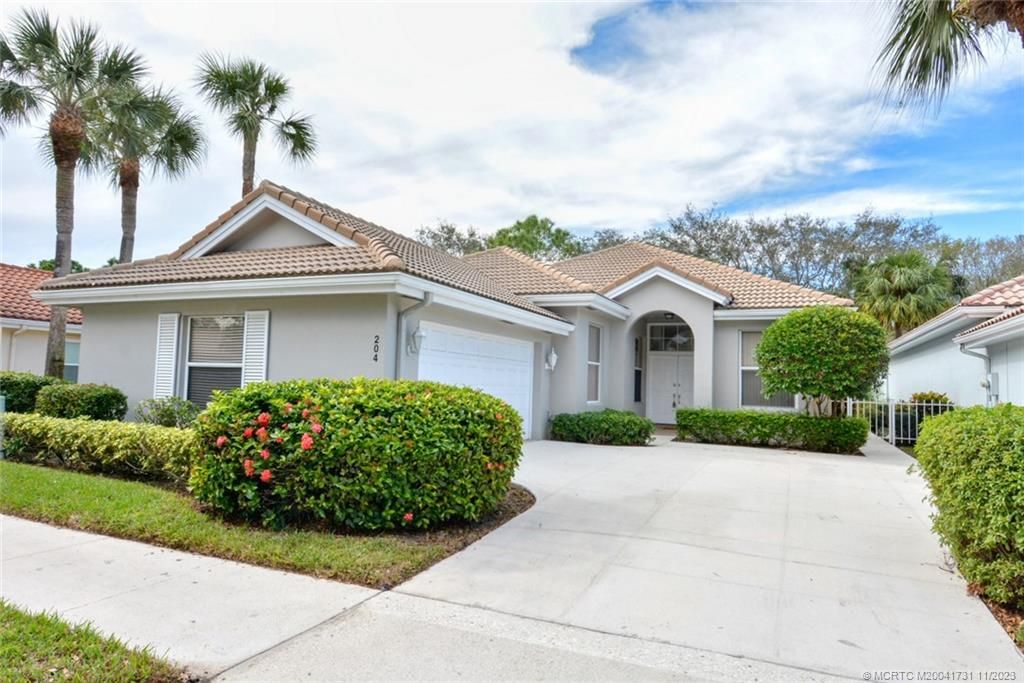Photo of 204 S Hampton Drive, Jupiter, FL 33458 (MLS # M20041731)
