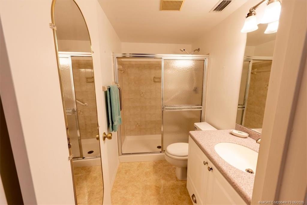 Stuart, Florida 34996, United States, 2 Bedrooms Bedrooms, ,2 BathroomsBathrooms,Residential,Active,3471