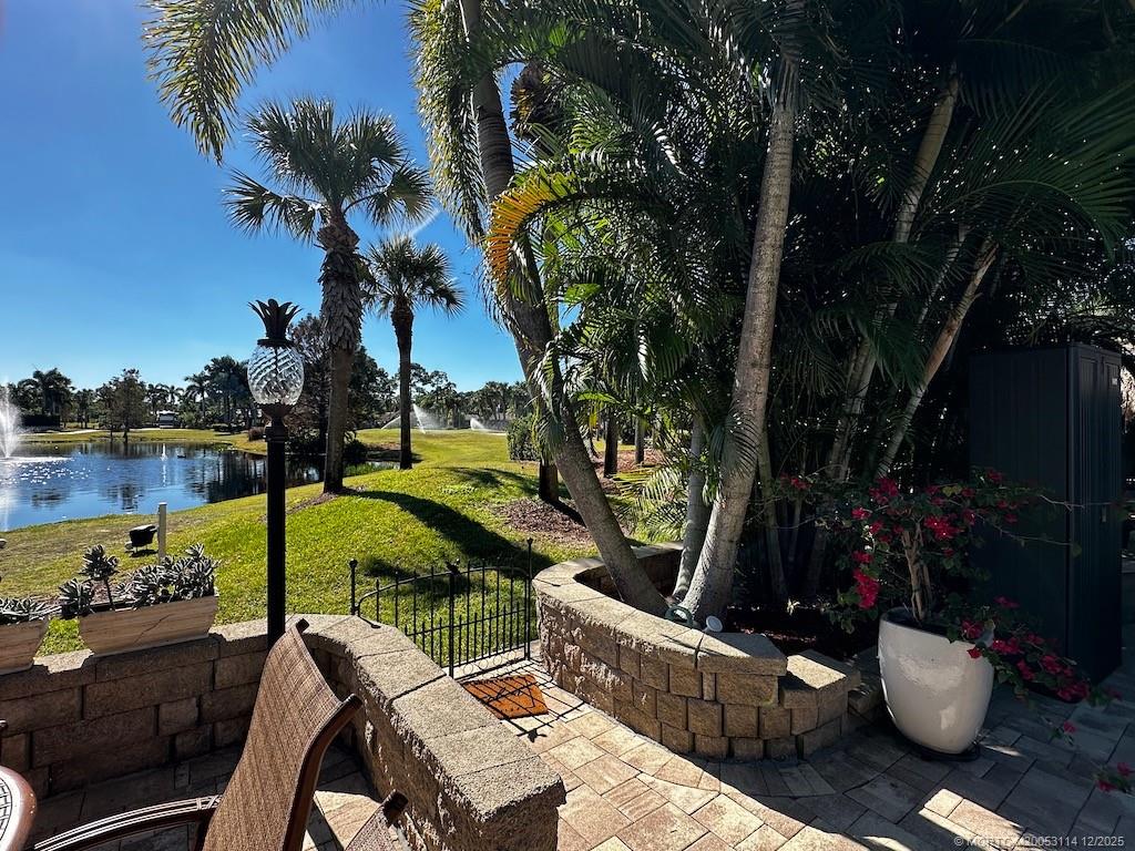 385 NW Bounday Drive