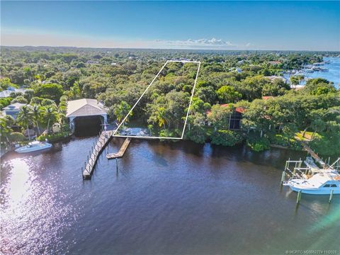 4605 SE Williams Way Stuart FL 34997