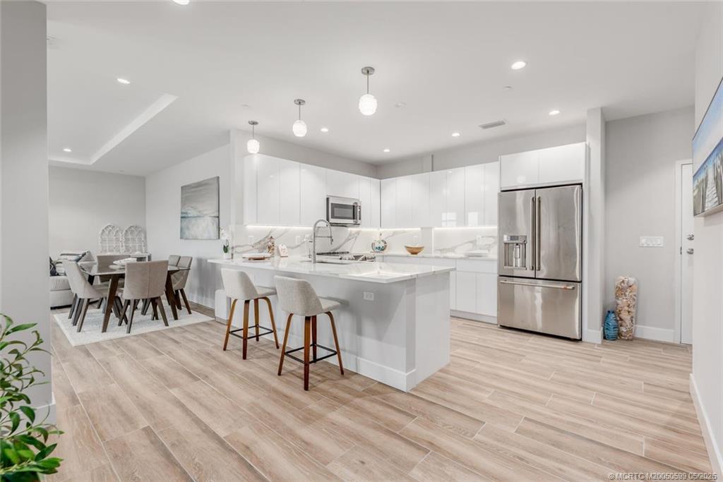 41 SW Seminole Street 410