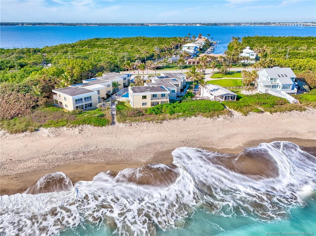 Jensen Beach, Florida 34957, United States, 2 Bedrooms Bedrooms, ,2 BathroomsBathrooms,Residential,Active,22369