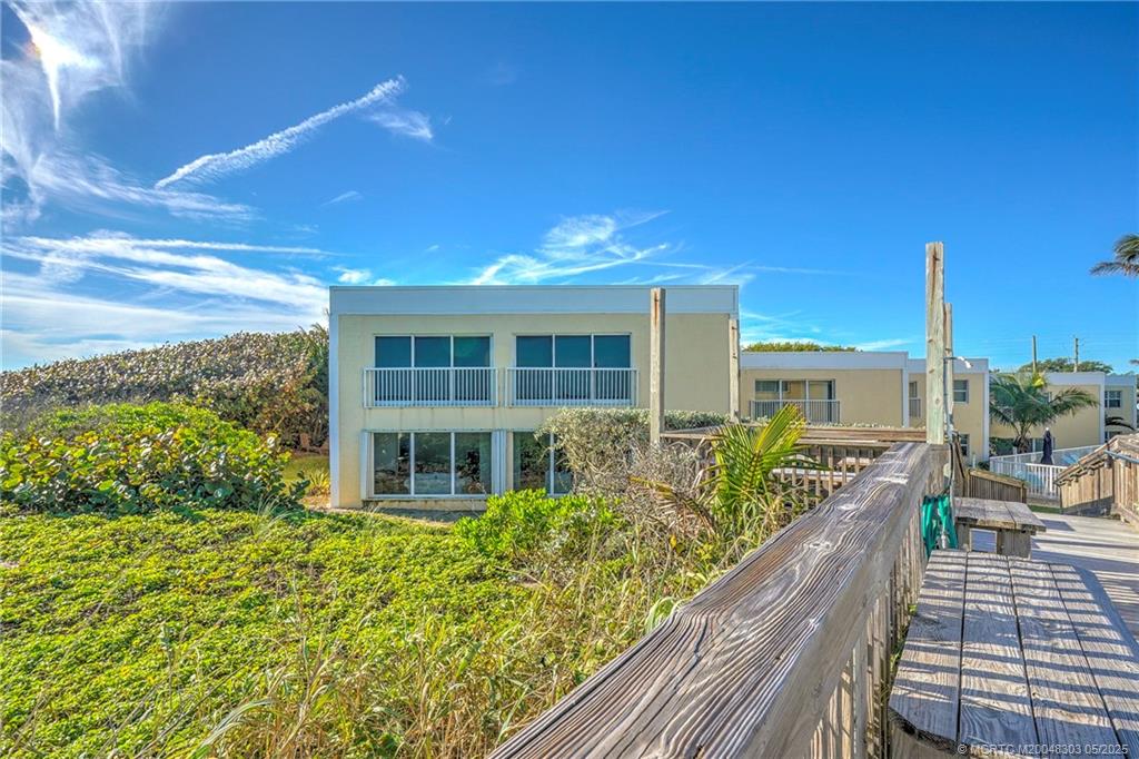 Jensen Beach, Florida 34957, United States, 2 Bedrooms Bedrooms, ,2 BathroomsBathrooms,Residential,Active,22369