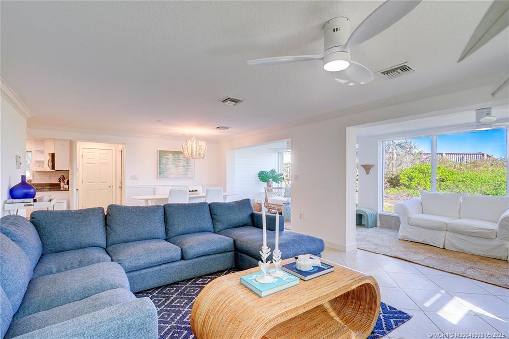 Jensen Beach, Florida 34957, United States, 2 Bedrooms Bedrooms, ,2 BathroomsBathrooms,Residential,Active,22369