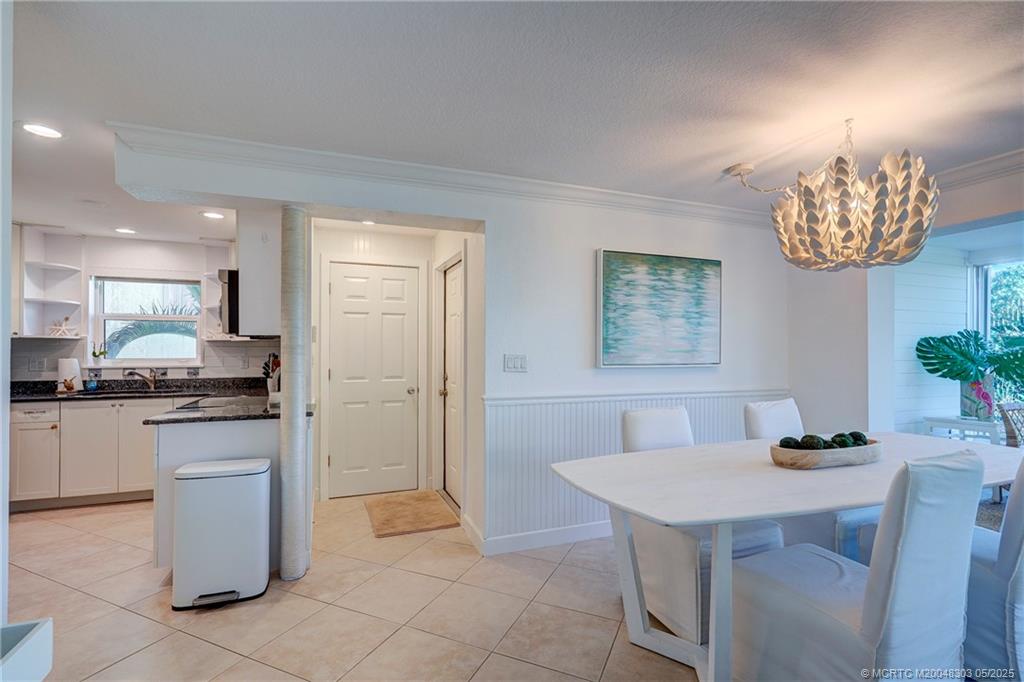 Jensen Beach, Florida 34957, United States, 2 Bedrooms Bedrooms, ,2 BathroomsBathrooms,Residential,Active,22369