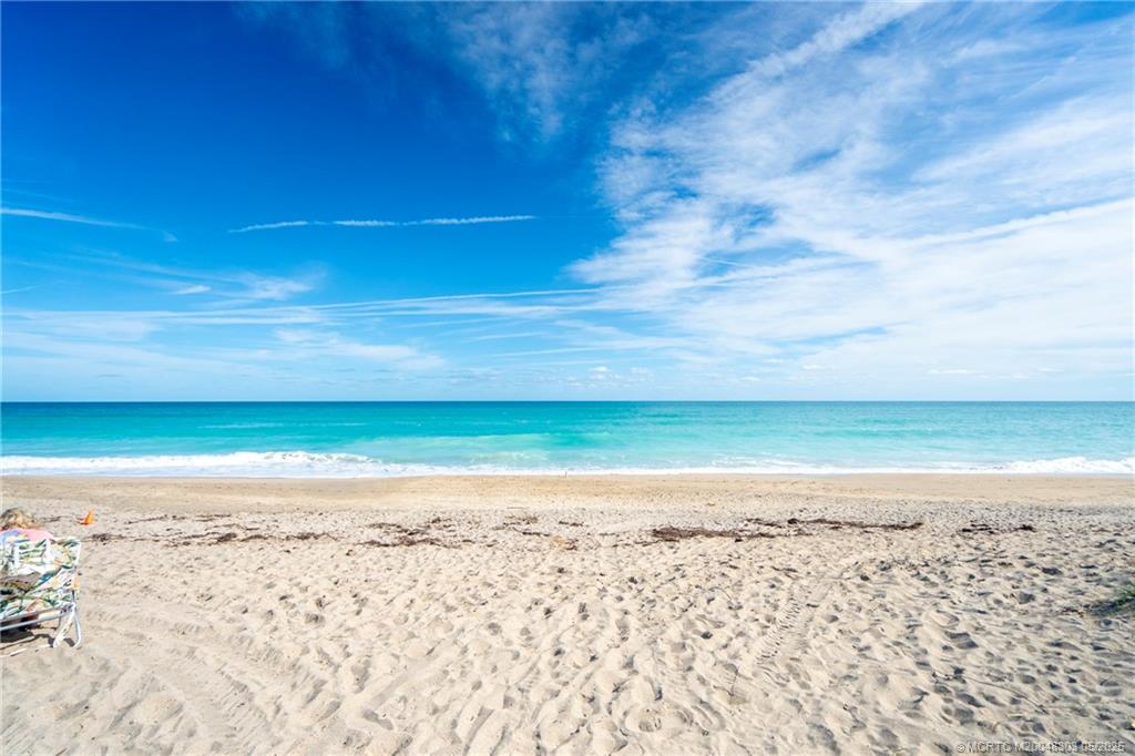 Jensen Beach, Florida 34957, United States, 2 Bedrooms Bedrooms, ,2 BathroomsBathrooms,Residential,Active,22369