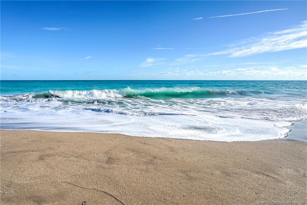 Jensen Beach, Florida 34957, United States, 2 Bedrooms Bedrooms, ,2 BathroomsBathrooms,Residential,Active,22369