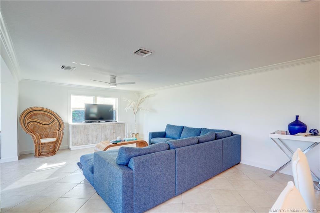 Jensen Beach, Florida 34957, United States, 2 Bedrooms Bedrooms, ,2 BathroomsBathrooms,Residential,Active,22369