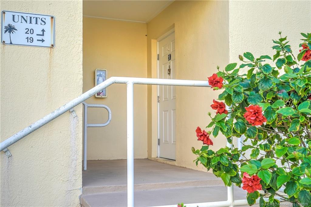 Jensen Beach, Florida 34957, United States, 2 Bedrooms Bedrooms, ,2 BathroomsBathrooms,Residential,Active,22369