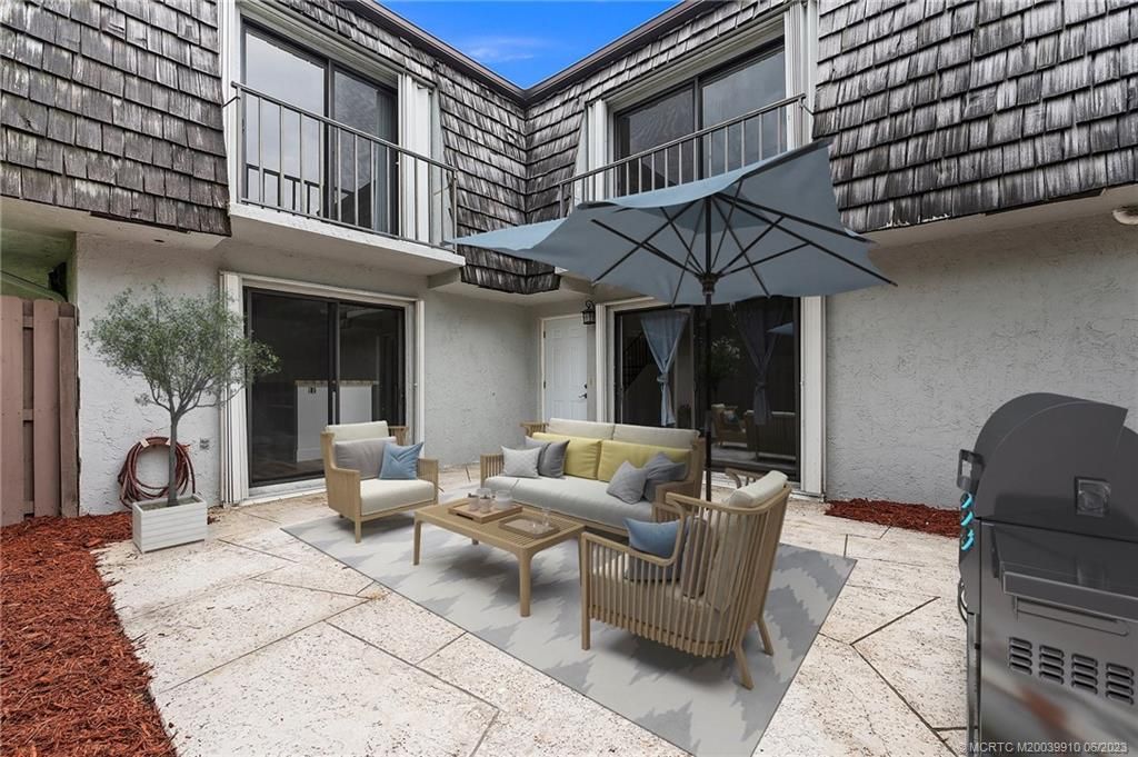 Photo of 762 NW 10th Terrace, Stuart, FL 34994 (MLS # M20039910)