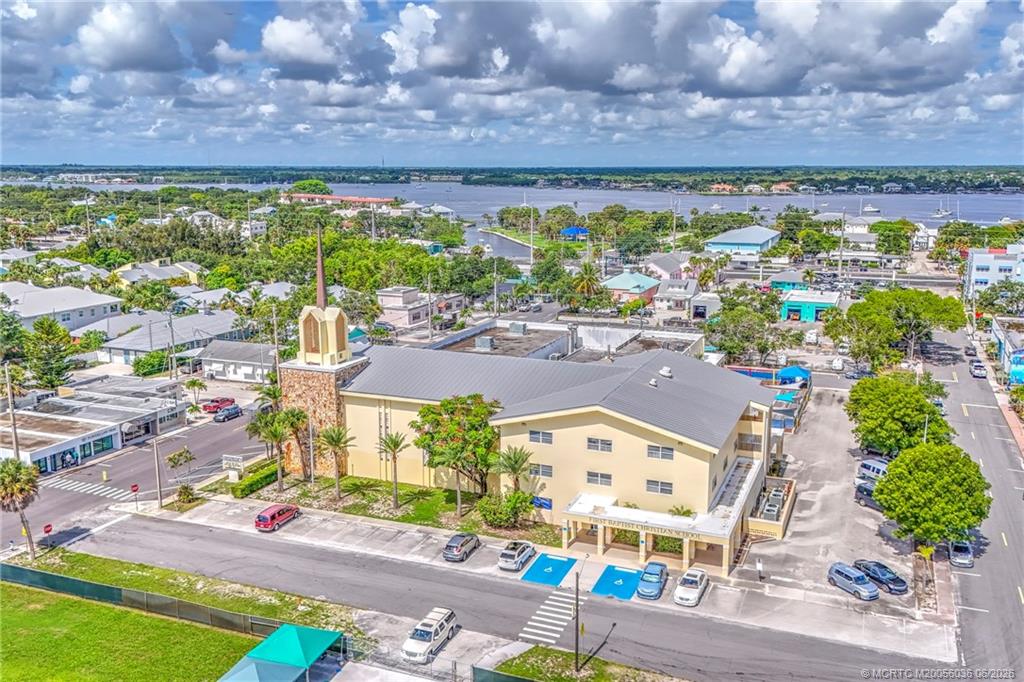 412 SW Akron Avenue, Stuart, FL, 34994, US, 4 Bedrooms Bedrooms, ,3 BathroomsBathrooms,Residential,Active,412 SW Akron Avenue,M20056036