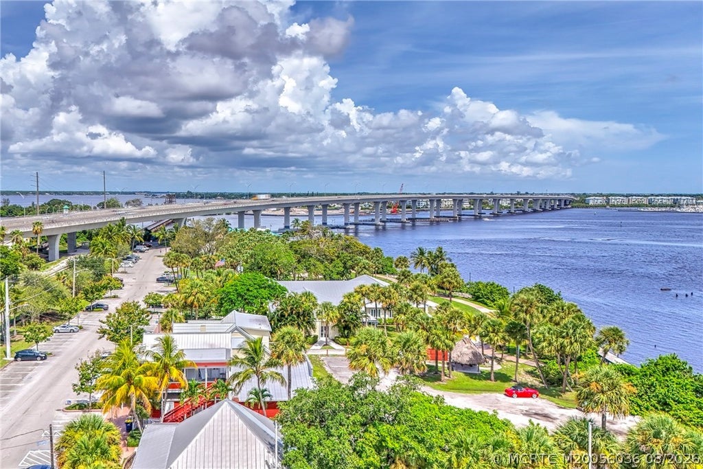 Photo of 412 SW Akron Avenue, Stuart, FL 34994 (MLS # M20056036)