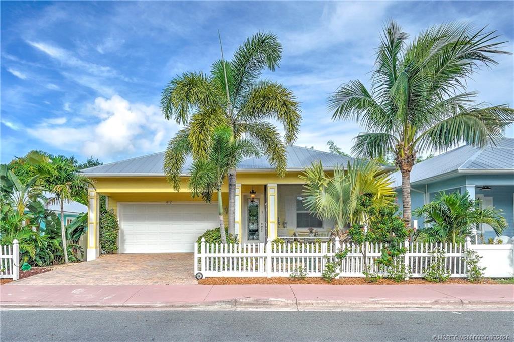 412 SW Akron Avenue, Stuart, FL, 34994, US, 4 Bedrooms Bedrooms, ,3 BathroomsBathrooms,Residential,Active,412 SW Akron Avenue,M20056036