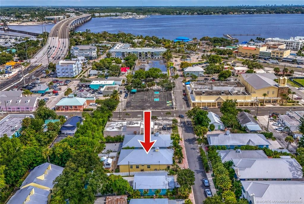 412 SW Akron Avenue, Stuart, FL, 34994, US, 4 Bedrooms Bedrooms, ,3 BathroomsBathrooms,Residential,Active,412 SW Akron Avenue,M20056036