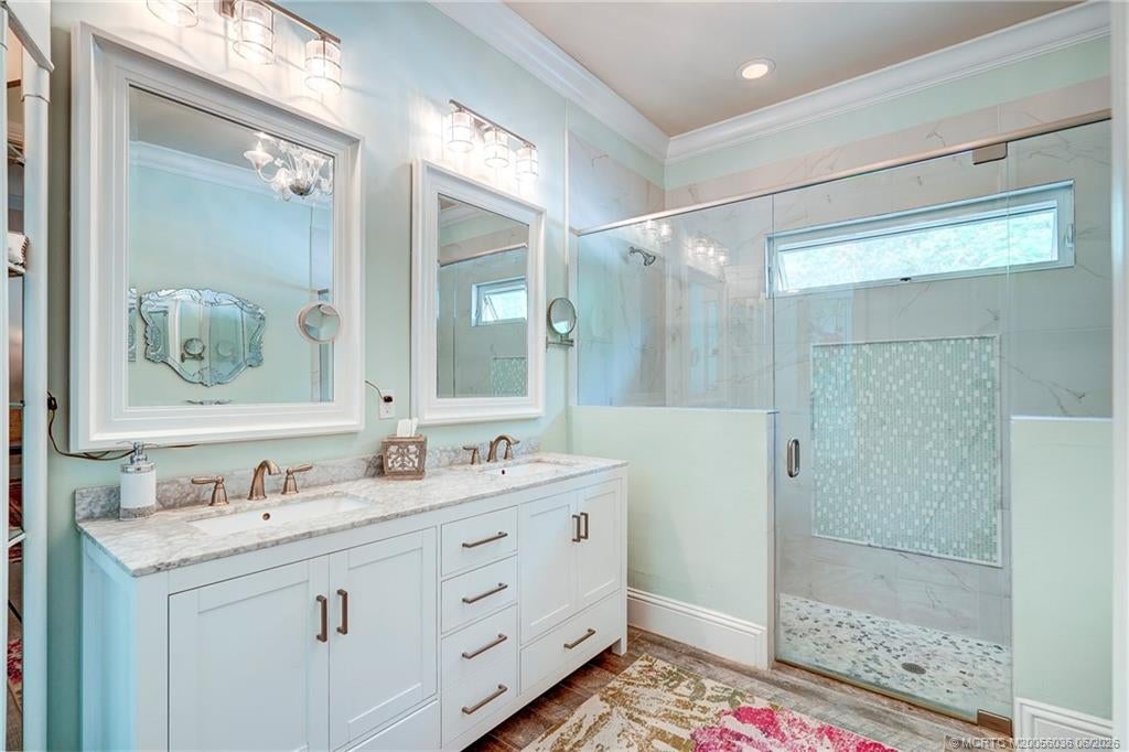 412 SW Akron Avenue, Stuart, FL, 34994, US, 4 Bedrooms Bedrooms, ,3 BathroomsBathrooms,Residential,Active,412 SW Akron Avenue,M20056036