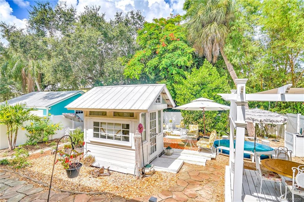412 SW Akron Avenue, Stuart, FL, 34994, US, 4 Bedrooms Bedrooms, ,3 BathroomsBathrooms,Residential,Active,412 SW Akron Avenue,M20056036