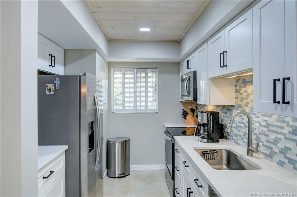 Photo of 175 SE St Lucie Boulevard #I220, Stuart, FL 34996 (MLS # M20043059)