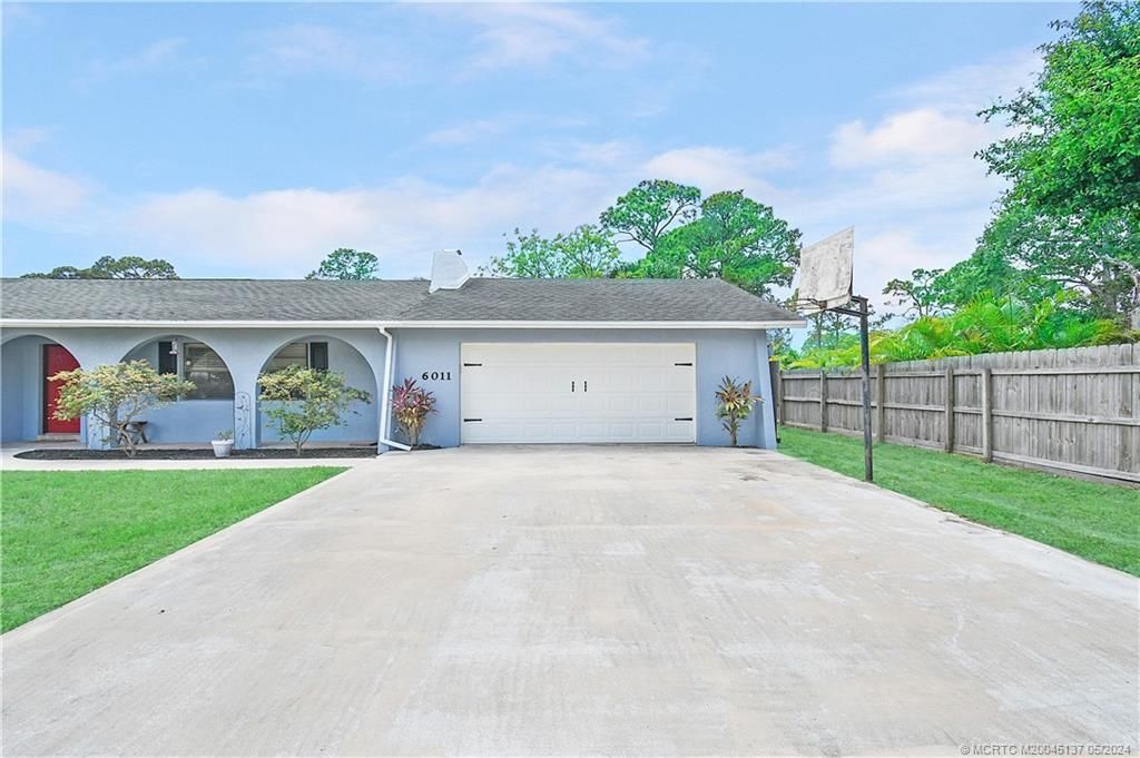 Photo of 6011 Pinetree Drive, Fort Pierce, FL 34982 (MLS # M20045137)