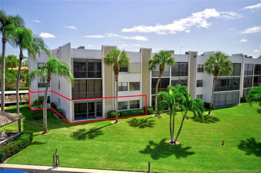 Photo of 1950 SW Palm City Road #4-107, Stuart, FL 34994 (MLS # M20041610)