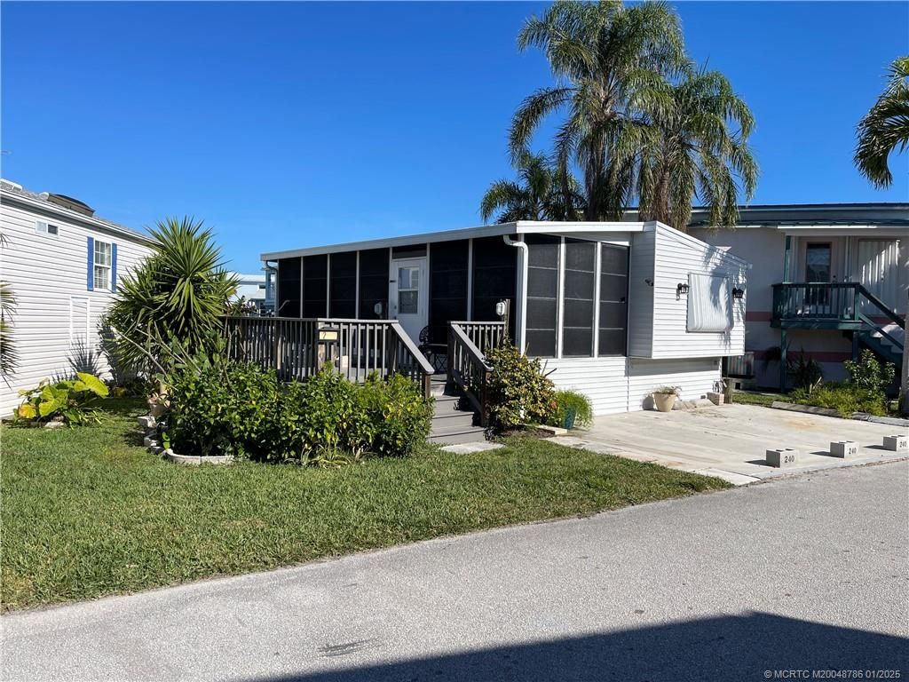 Photo of 240 Nettles Boulevard, Jensen Beach, FL 34957 (MLS # M20048786)