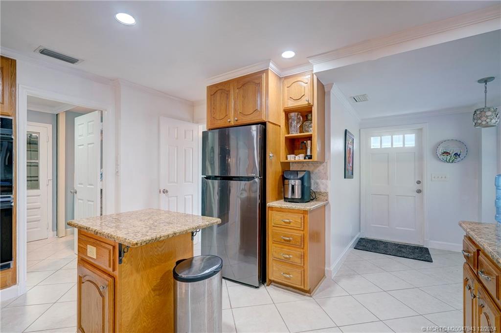 Vero Beach, Florida 32963, United States, 3 Bedrooms Bedrooms, ,3 BathroomsBathrooms,Residential,Active,28359