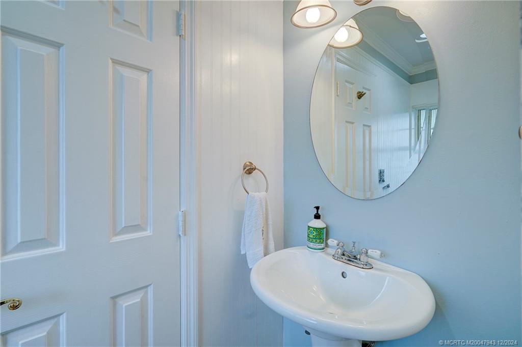 Vero Beach, Florida 32963, United States, 3 Bedrooms Bedrooms, ,3 BathroomsBathrooms,Residential,Active,28359