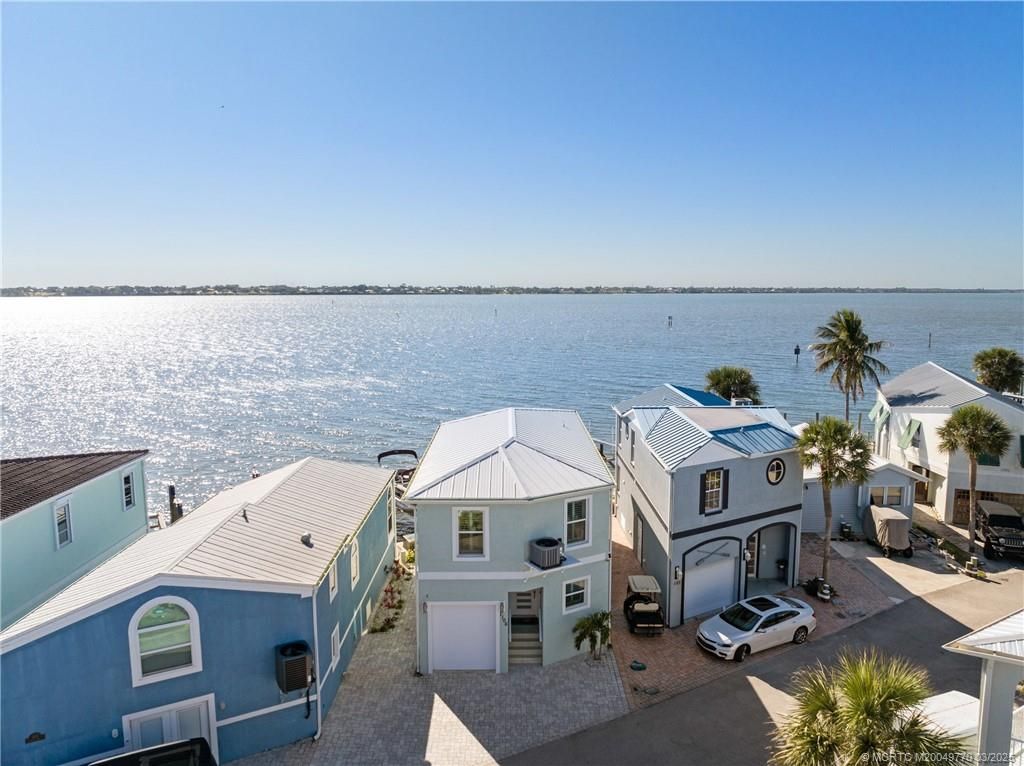 Photo of 1106 Nettles Boulevard, Jensen Beach, FL 34957 (MLS # M20049770)