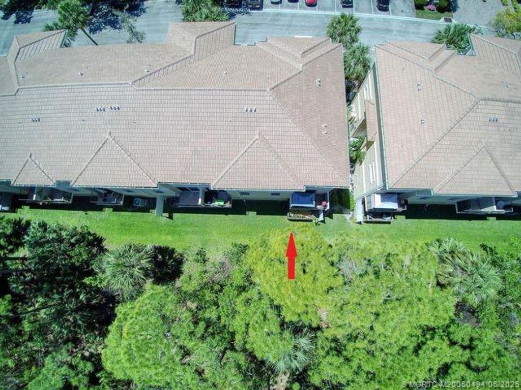 Photo of 12647 SE Old Cypress Drive #902, Hobe Sound, FL 33455 (MLS # M20050494)