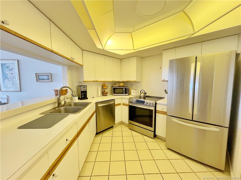 9500 S Ocean Drive Higher Floor