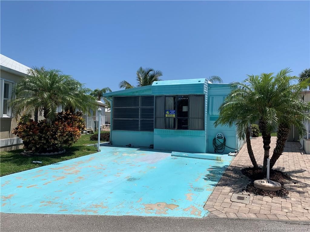 Photo of 634 Nettles Boulevard, Jensen Beach, FL 34957 (MLS # M20039197)