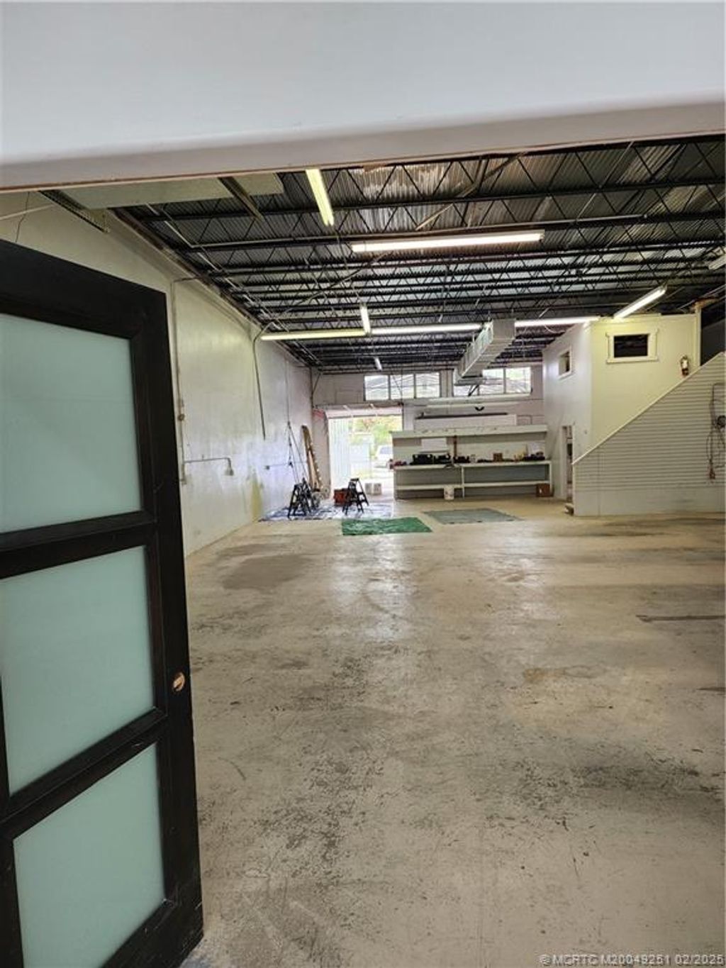 Photo of 403 SE Monterey Road, Stuart, FL 34994 (MLS # M20049251)