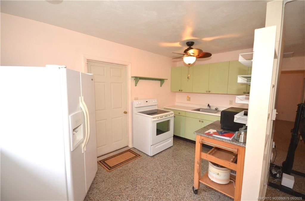 Photo of 1400 SW Palm City Road, Stuart, FL 34994 (MLS # M20050575)