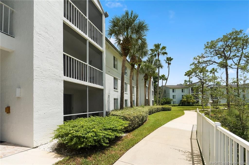 Photo of 2504 SE Anchorage Cove #G-1, Port Saint Lucie, FL 34952 (MLS # M20040604)