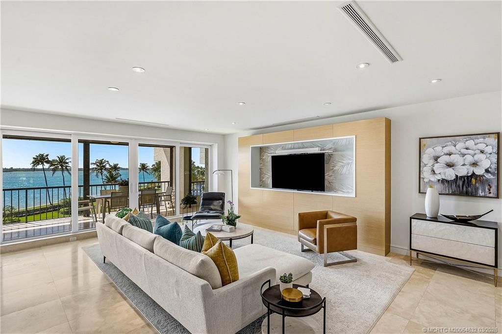 Photo of 2820 SE Dune Drive #2306, Stuart, FL 34996 (MLS # M20054632)