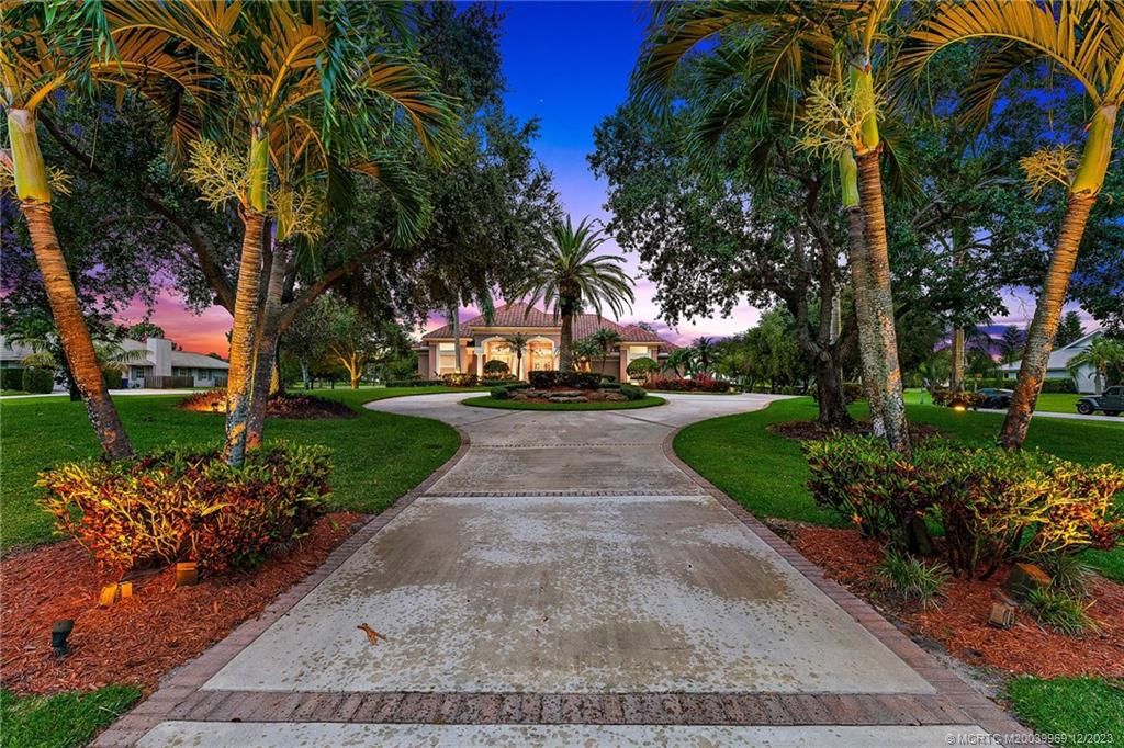 Photo of 5082 SW Bimini Circle N, Palm City, FL 34990 (MLS # M20039969)