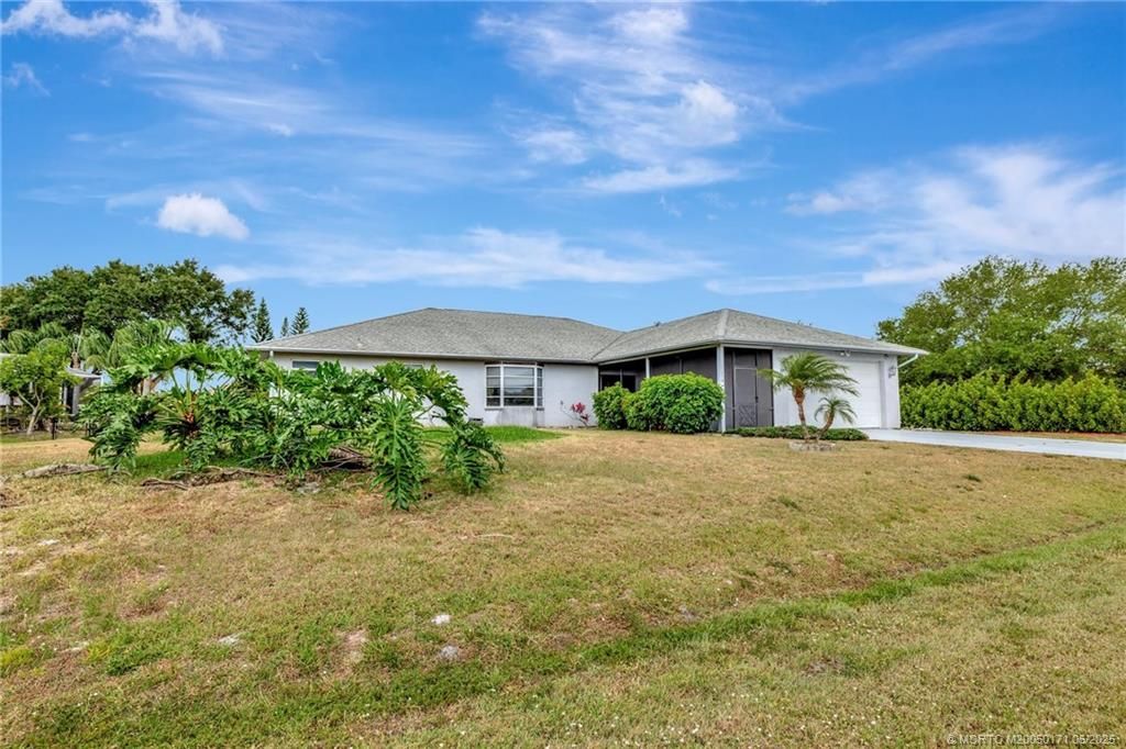 Photo of 2800 SE Peru Street, Port Saint Lucie, FL 34984 (MLS # M20050171)