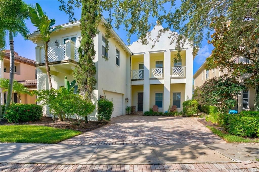 Photo of 108 Tulip Tree Court, Jupiter, FL 33458 (MLS # M20039556)