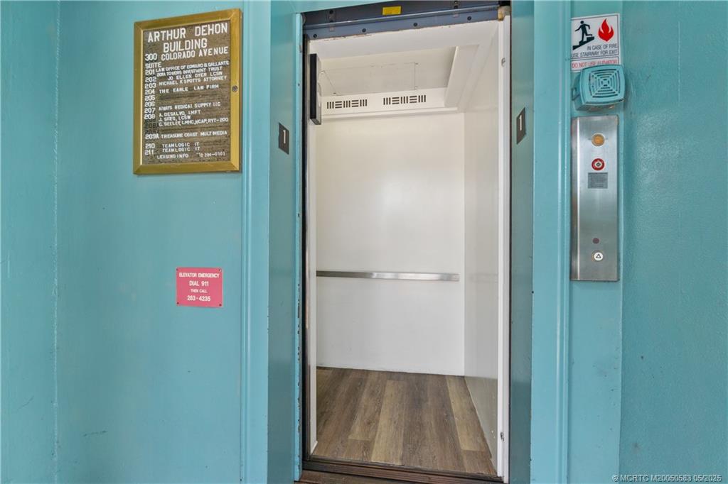 Stuart, Florida 34994, United States, ,2 BathroomsBathrooms,Residential,Active,128247