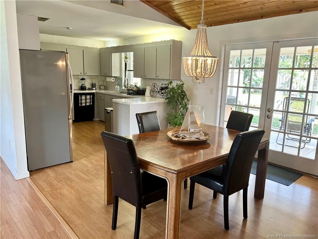 Photo of 7962 SE Helen Terrace, Hobe Sound, FL 33455 (MLS # M20039823)