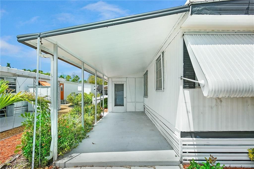 Photo of 601 Garden View, Jensen Beach, FL 34957 (MLS # M20047022)