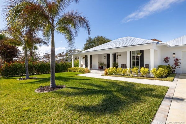 5169 SE HORSESHOE POINT RD, STUART, FL 34997 - Image d6393d8be5ddd5c0dac86c1acd0095d8/794366114