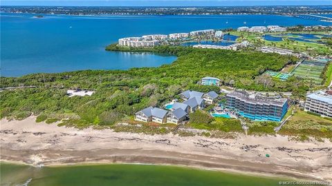 Photo of 245 NE Macarthur Boulevard #18, Stuart, FL 34996 (MLS # M20052163)