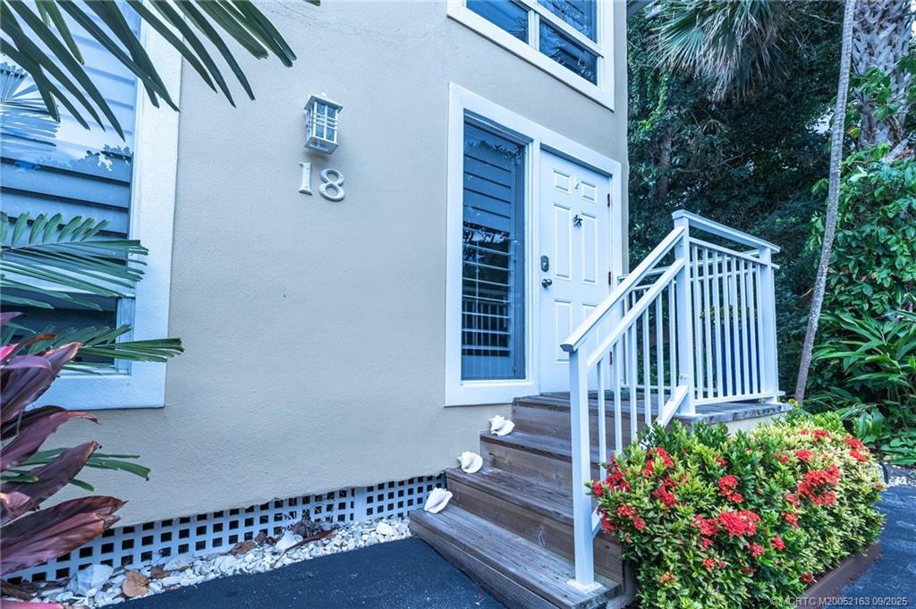 Stuart, Florida 34996, United States, 2 Bedrooms Bedrooms, ,3 BathroomsBathrooms,Residential,Active,207835