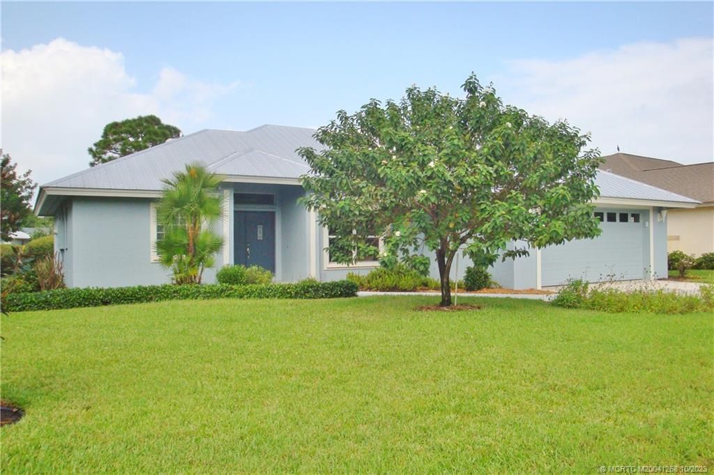 Photo of 1939 SW Oak Ridge Road, Palm City, FL 34990 (MLS # M20041268)